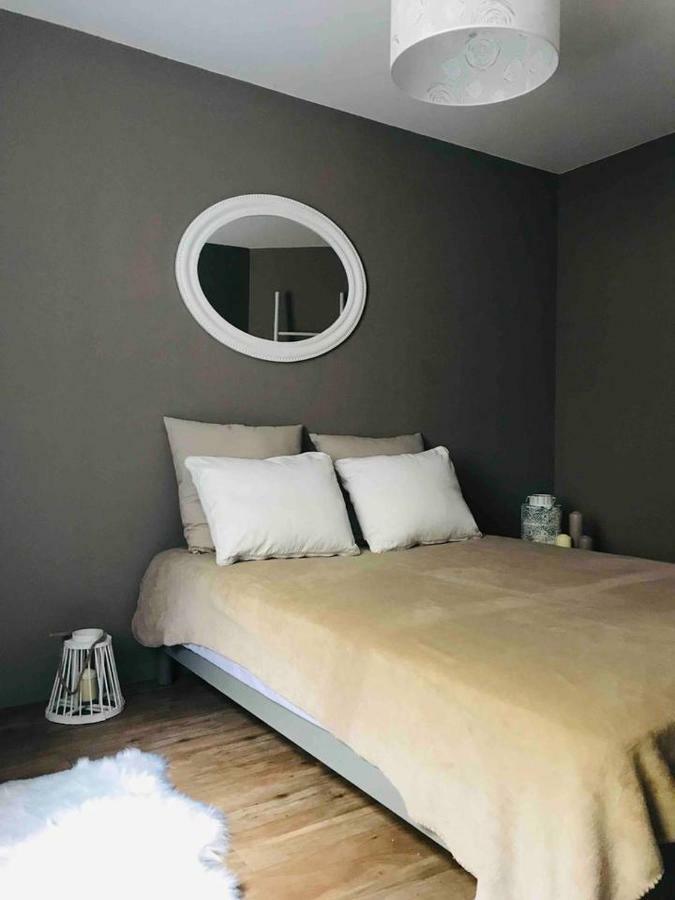 Hôtel 60 Rue Du Port à Granville Extérieur photo