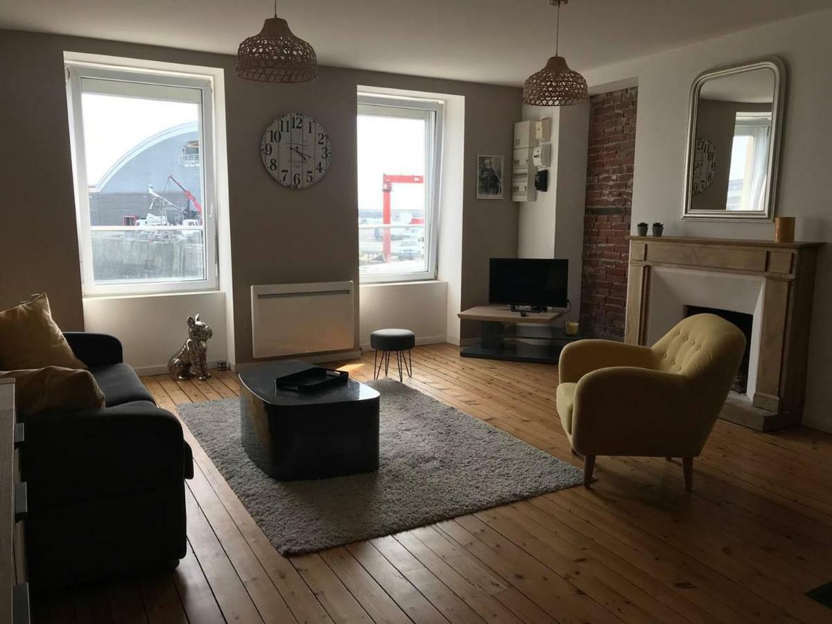 Hôtel 60 Rue Du Port à Granville Extérieur photo